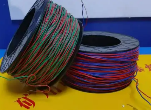 西陵放炮线的主要材质有哪些?不同材质的适用场景有何区别?
